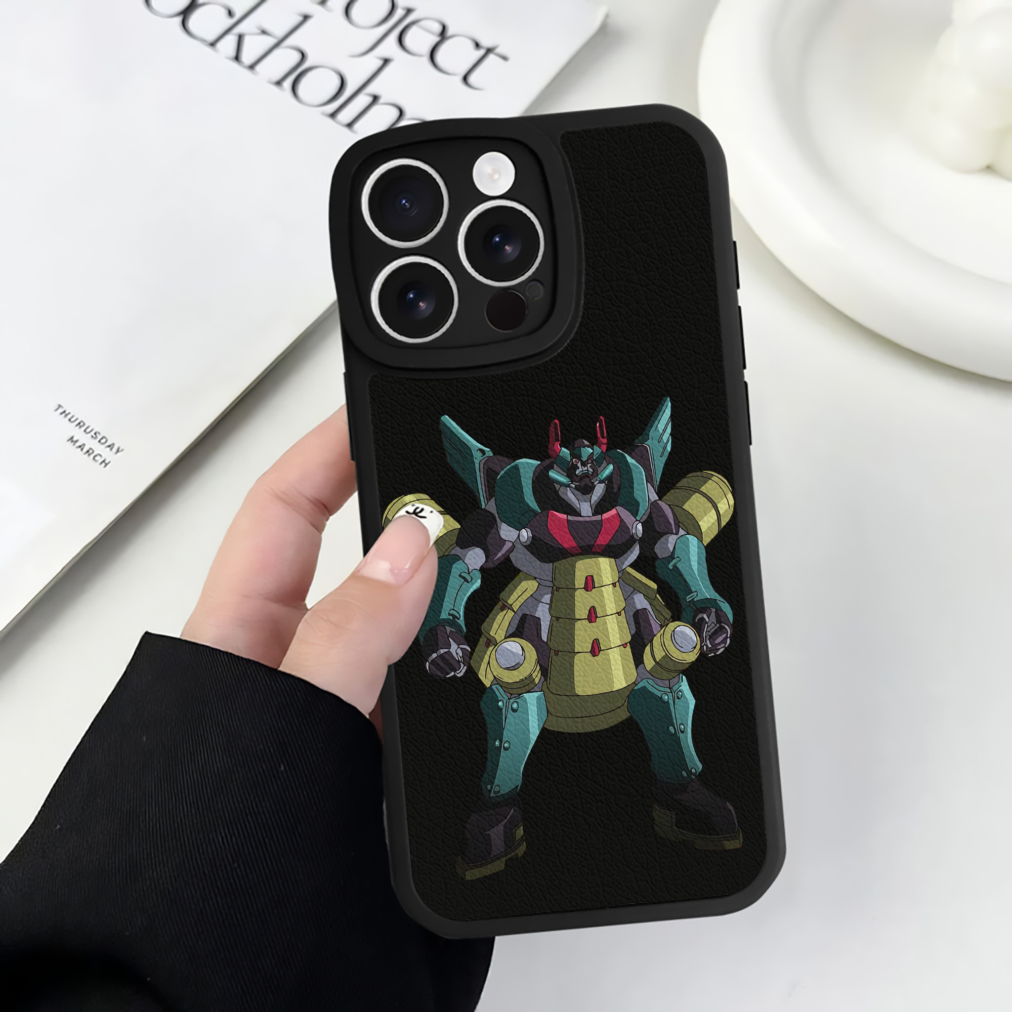 （画像用） 遊☆戯☆王 Yu-Gi-Oh! 【iPhone 16シリーズ対応】シリコンスマホケース（レザー調） 材質：シリコン
